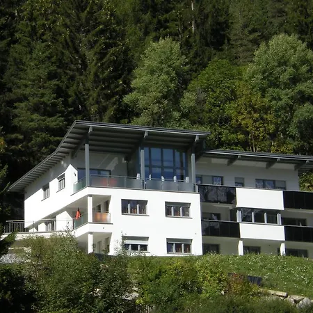 Collina Pfunds